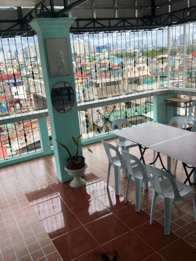 The Mansion - Backpackers Near Airport Apartamento Manila Exterior foto