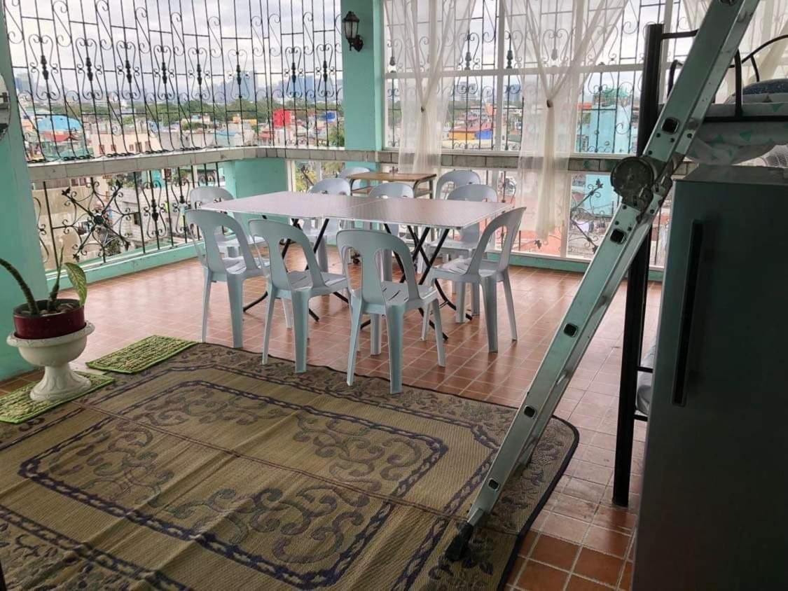 The Mansion - Backpackers Near Airport Apartamento Manila Exterior foto